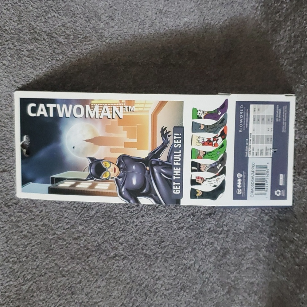 Catwoman Socks Bioworld - Picture 2 of 5